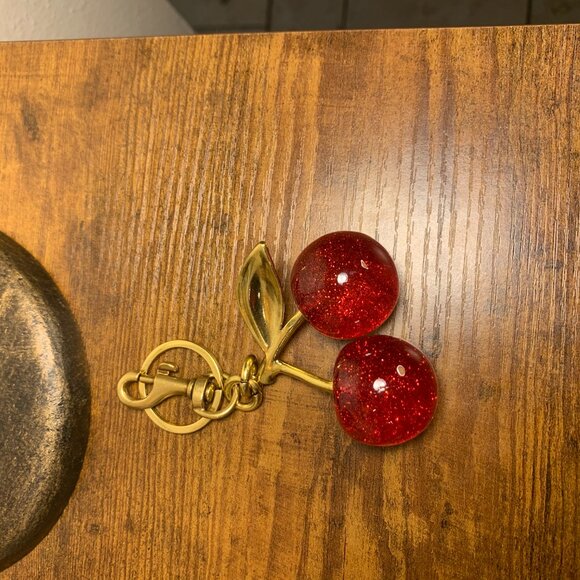 Cherry Charm - Picture 8 of 9